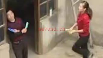 民间小调《姐夫小姨谈恋爱》上集.MP4视频下载