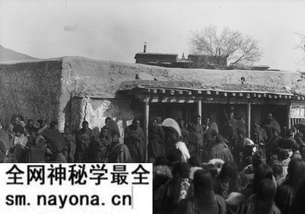 1932-1933年青海循化文都寺的转香巴活动现场实录预览图4