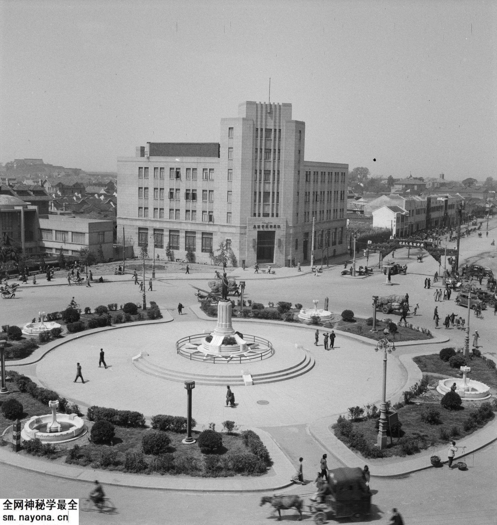 《赫达·莫里逊的摄影集》1933-1946年 全套影集预览图3 《赫达·莫里逊的摄影集》1933-1946年 全套影集预览图3