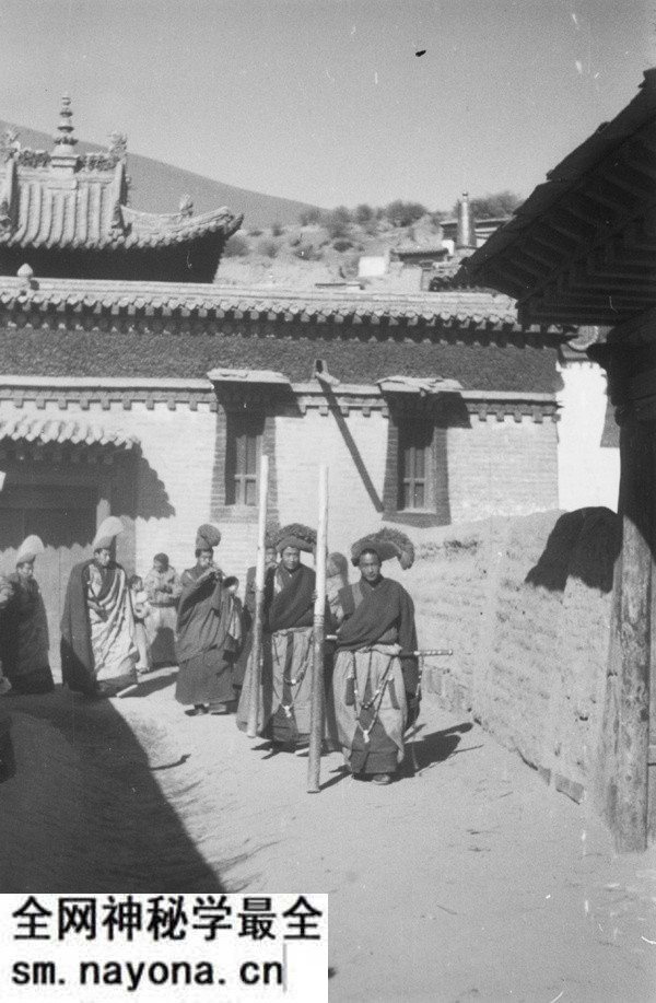 1932-1933年青海循化文都寺的转香巴活动现场实录预览图8
