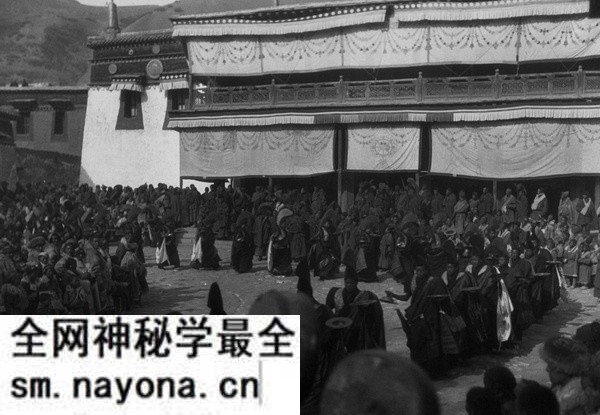 1932-1933年青海循化文都寺的转香巴活动现场实录预览图2