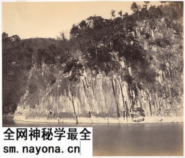 1869年汤姆逊拍摄的福建福州老照片预览图1 1869年汤姆逊拍摄的福建福州老照片预览图1