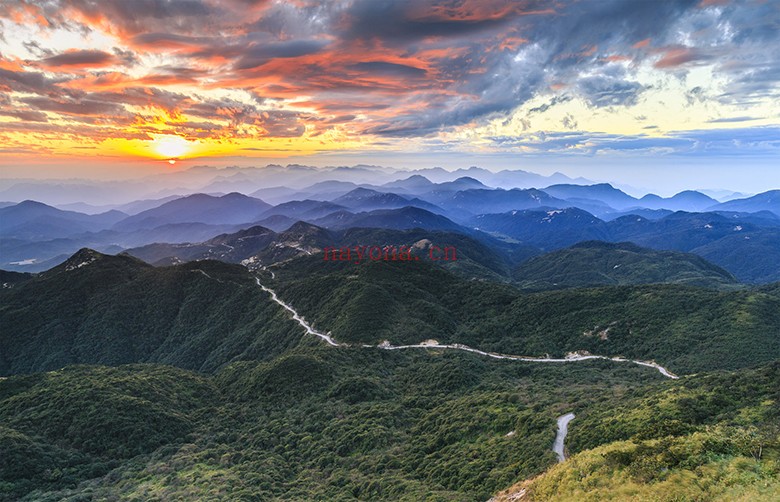 广东第一峰徒步路线