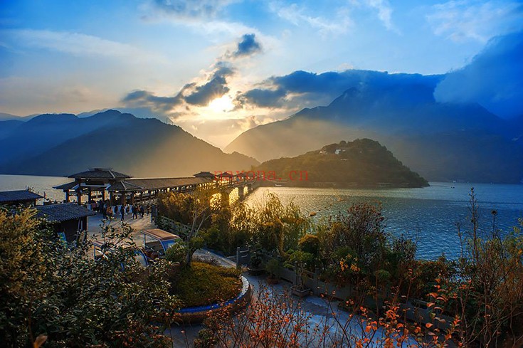 湖北宜昌长江三峡徒步路线