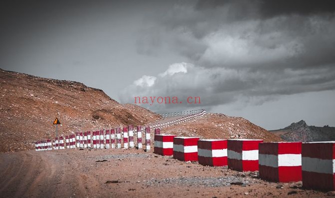 新疆巴音布鲁克草原天鹅湖达楞达坂穿越路线