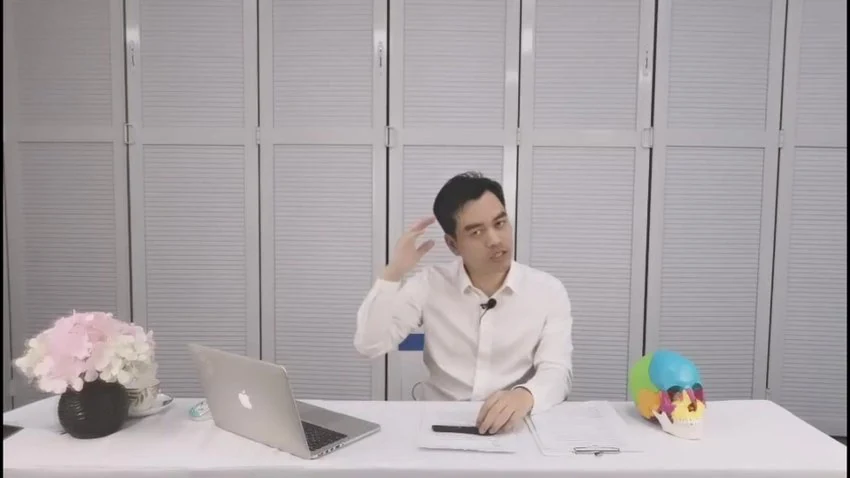 《何老师谈疗愈摸骨识人疗愈大讲堂11个颅骨手法入门到精通视频课程》视频11集